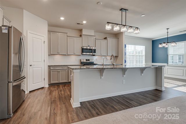 14124 Southbridge Forest Drive, Charlotte, NC 28273