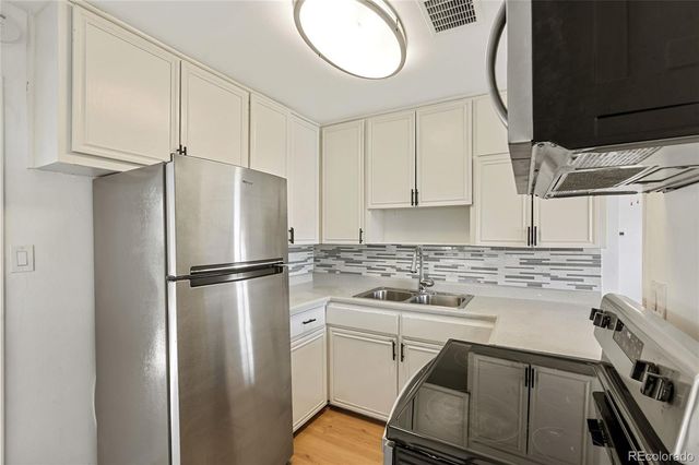 9260 Myrna Place, Thornton, CO 80229