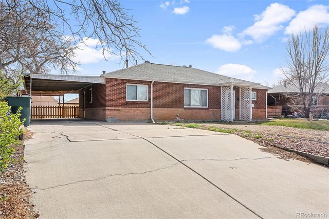 9260 Myrna Place, Thornton, CO 80229