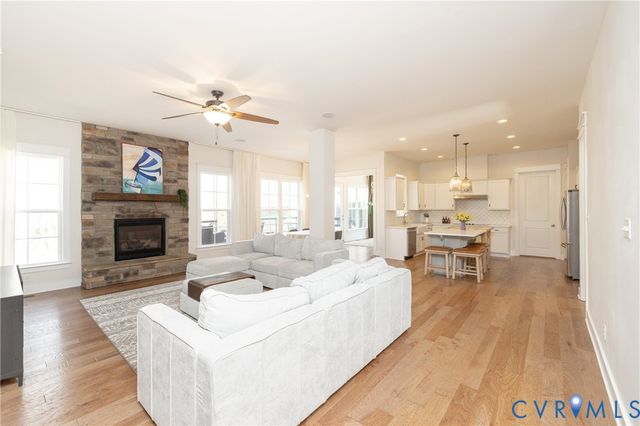 19620 Ahern Rd, Moseley, VA 23120