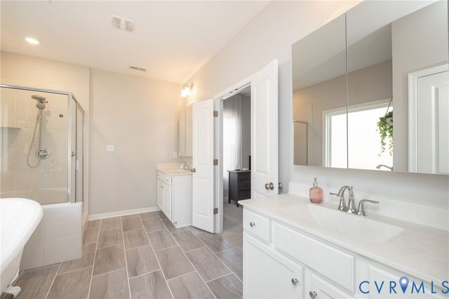 19620 Ahern Rd, Moseley, VA 23120