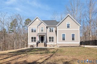 19620 Ahern Rd, Moseley, VA 23120