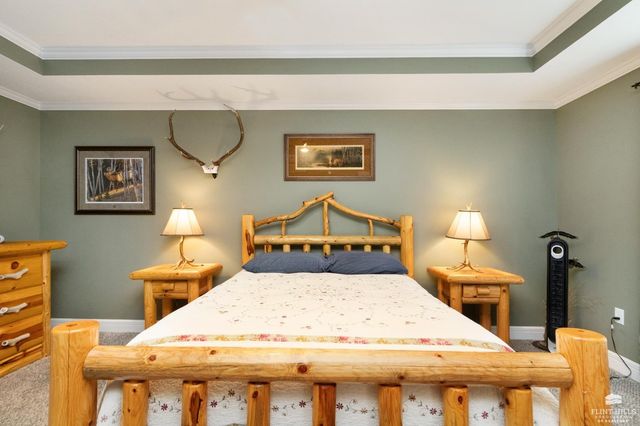 5632 Legends View Drive, Wamego, KS 66547