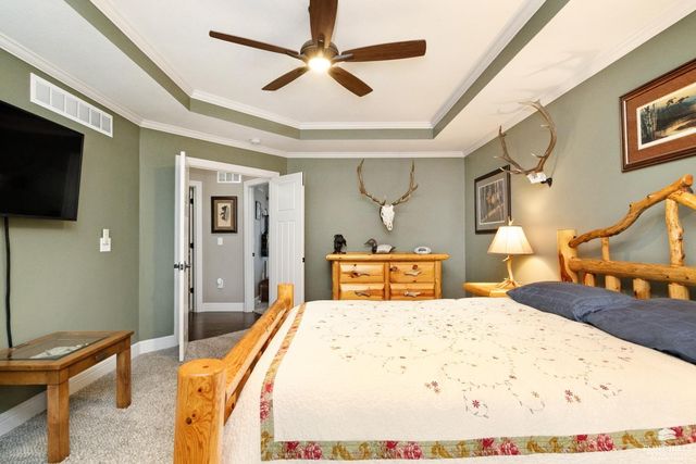 5632 Legends View Drive, Wamego, KS 66547