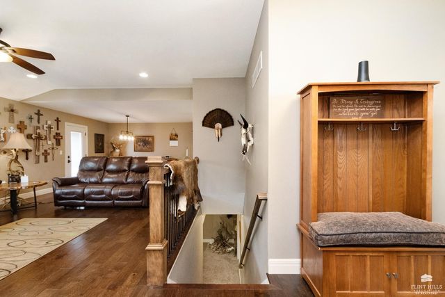 5632 Legends View Drive, Wamego, KS 66547