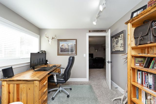 5632 Legends View Drive, Wamego, KS 66547