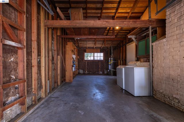 16081 Via Media, San Lorenzo, CA 94580