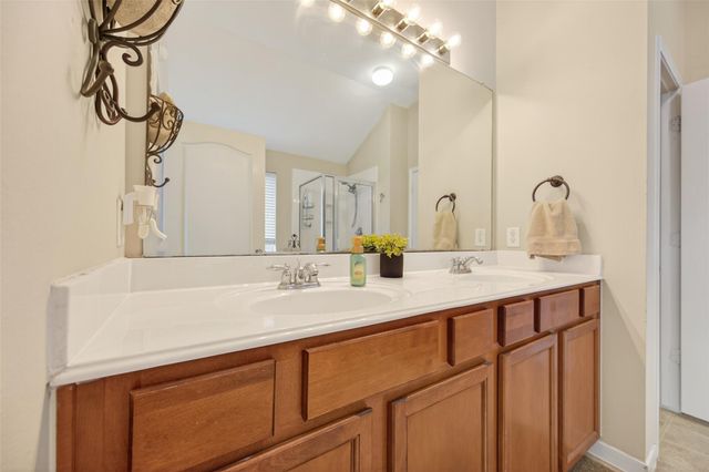 8622 Henrico Lane, Rosenberg, TX 77469