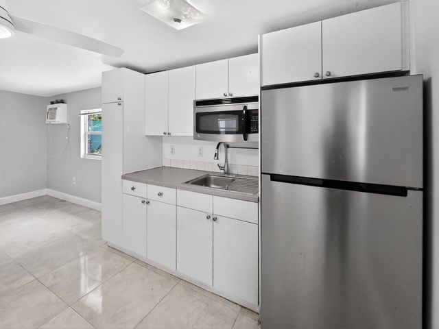 2438 NE 184th Street, North Miami Beach, FL 33160