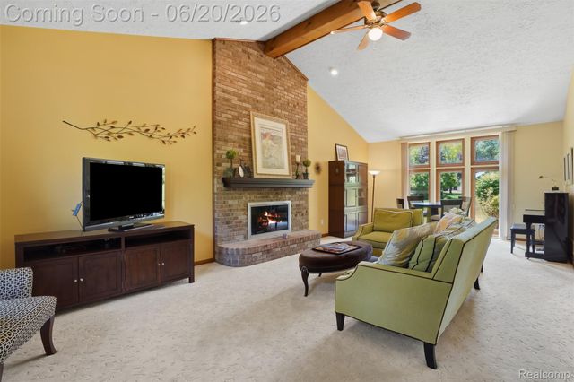 16141 W Blue Skies Drive, Livonia, MI 48154
