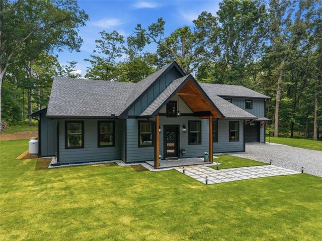 381 Parks Drive, Ellijay, GA 30536