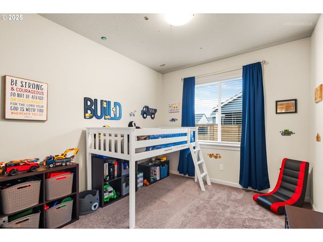 120 Ne 19TH Ave, Canby, OR 97013