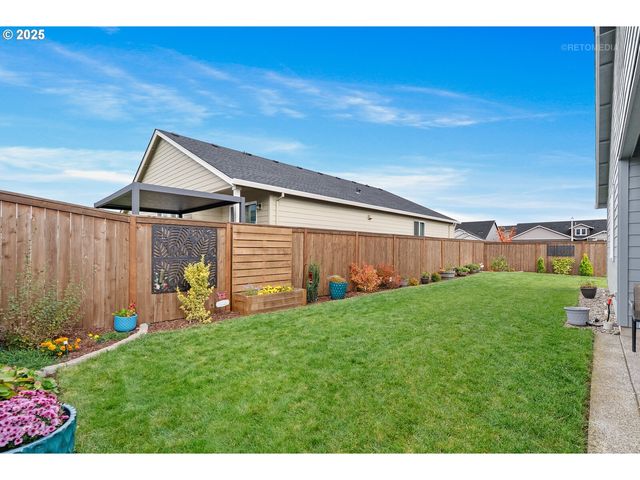 120 Ne 19TH Ave, Canby, OR 97013