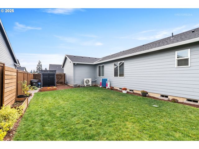 120 Ne 19TH Ave, Canby, OR 97013