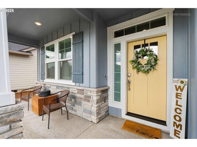 120 Ne 19TH Ave, Canby, OR 97013