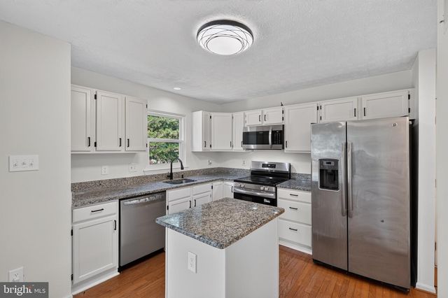 2377 TAWNY DR, Waldorf, MD 20601