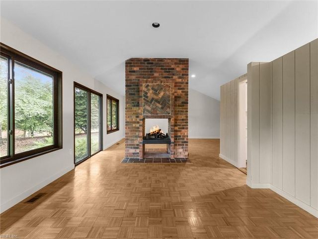 106 Black Oak DR, Williamsburg, VA 23185
