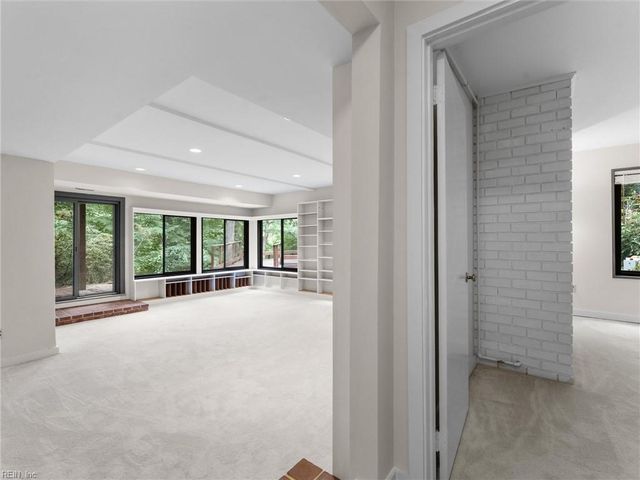 106 Black Oak DR, Williamsburg, VA 23185