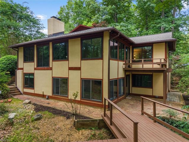 106 Black Oak DR, Williamsburg, VA 23185