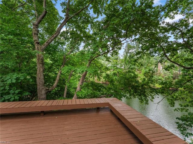 106 Black Oak DR, Williamsburg, VA 23185