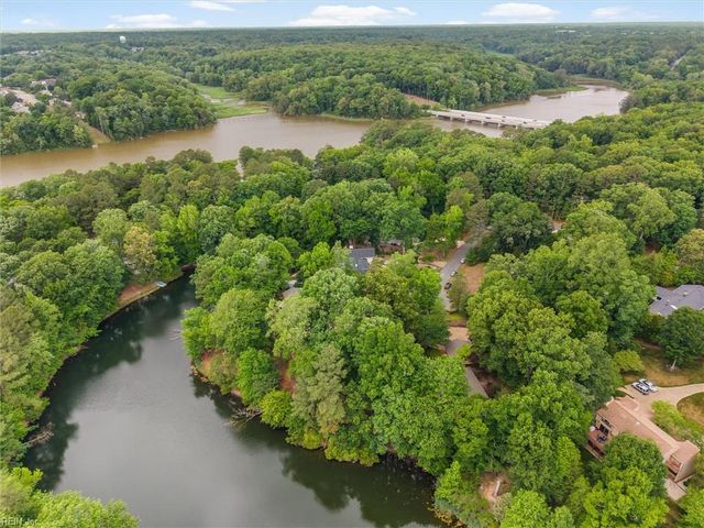 106 Black Oak DR, Williamsburg, VA 23185