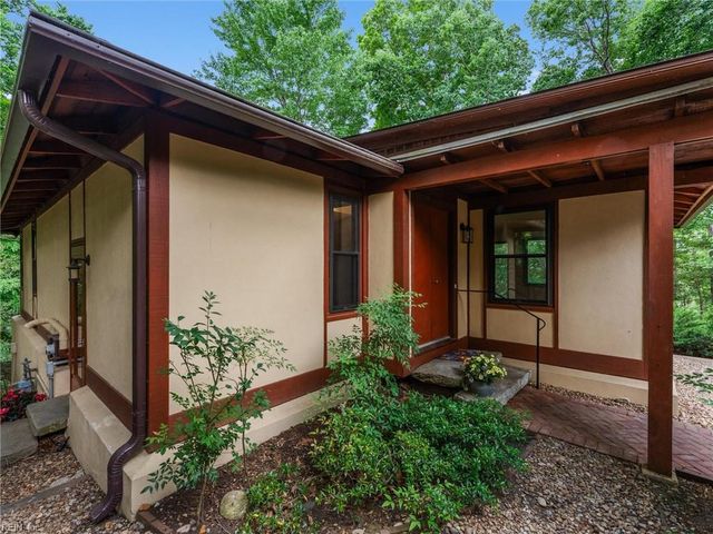 106 Black Oak DR, Williamsburg, VA 23185