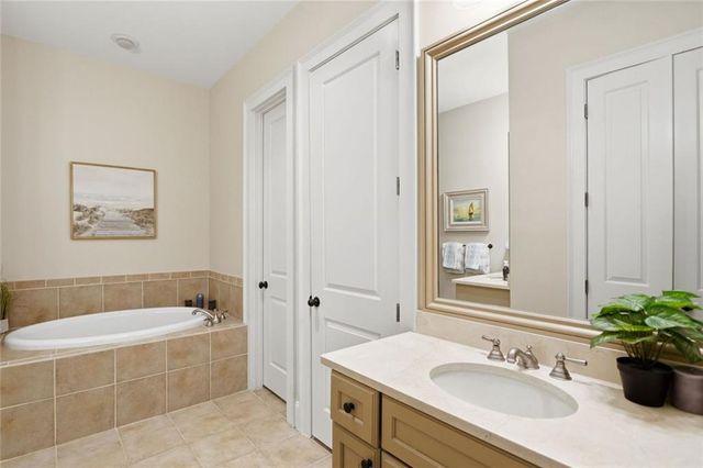 360 Chambers Street 456, Woodstock, GA 30188