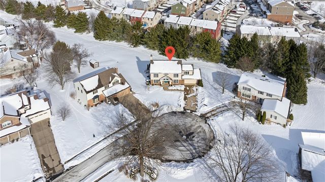 605 Bristol Pl, Cranberry Twp, PA 16066