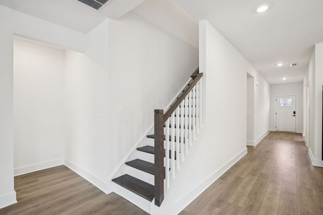 116 Vanguard Drive, La Vergne, TN 37086