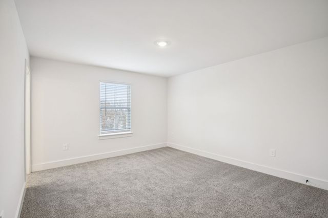 116 Vanguard Drive, La Vergne, TN 37086