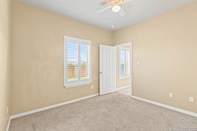 118 Navarro Xing Unit 1B, Seguin, TX 78155