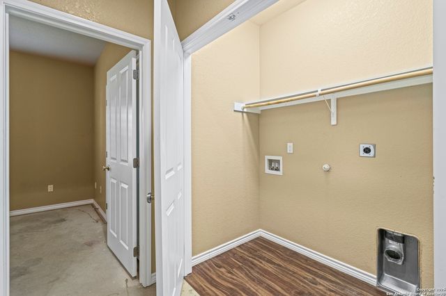 118 Navarro Xing Unit 1B, Seguin, TX 78155