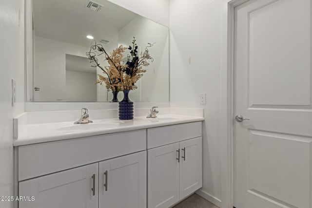 17969 W COLLEGE Drive, Goodyear, AZ 85395