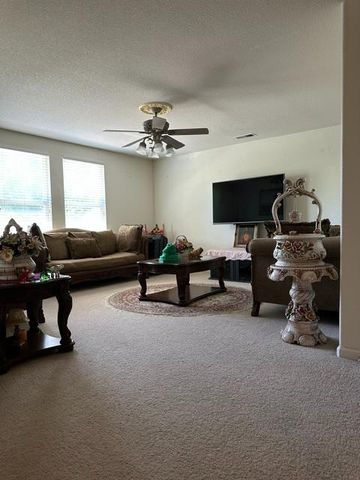 8517 Casper Ct, Stockton, CA 95212
