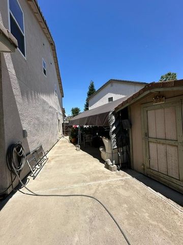 8517 Casper Ct, Stockton, CA 95212