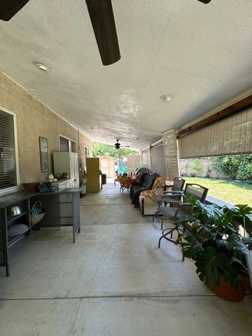 8517 Casper Ct, Stockton, CA 95212