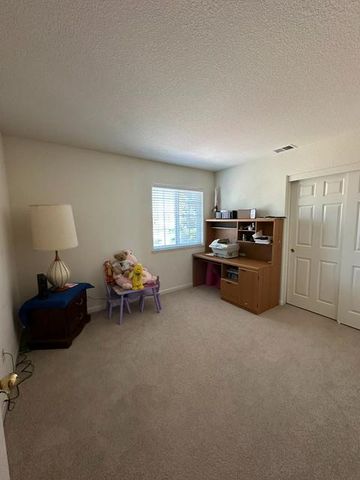 8517 Casper Ct, Stockton, CA 95212