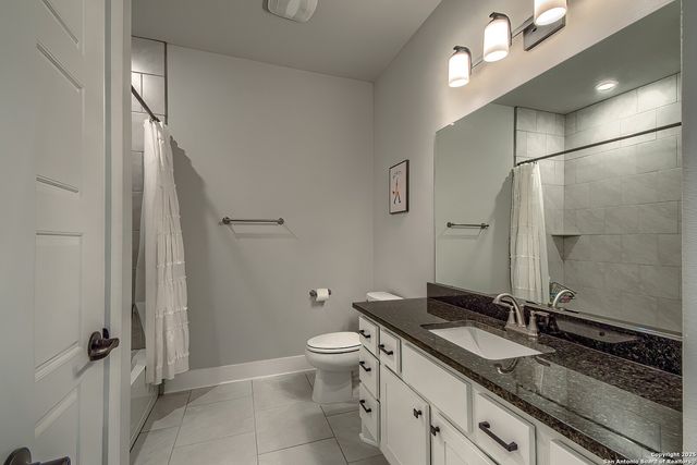 232 Scenic Hills Dr, La Vernia, TX 78121
