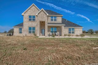 232 Scenic Hills Dr, La Vernia, TX 78121