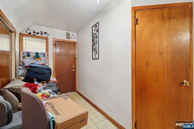 6 4th Street, Passaic, NJ 07055