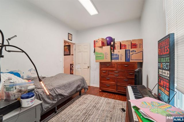 6 4th Street, Passaic, NJ 07055