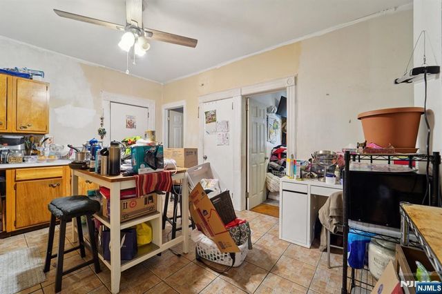 6 4th Street, Passaic, NJ 07055