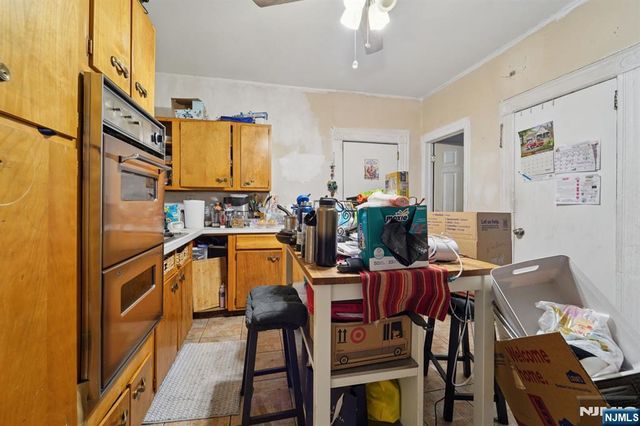 6 4th Street, Passaic, NJ 07055