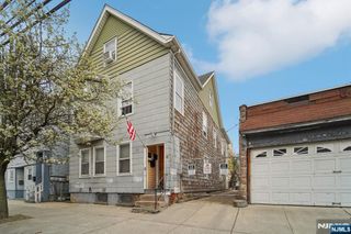 6 4th Street, Passaic, NJ 07055