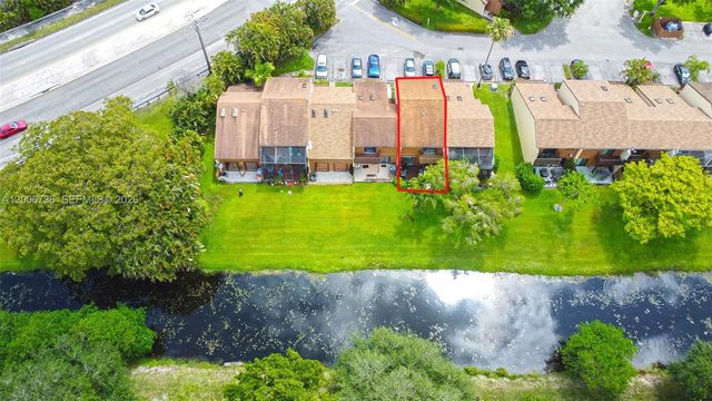 4159 SW 87th Ter, Davie, FL 33328
