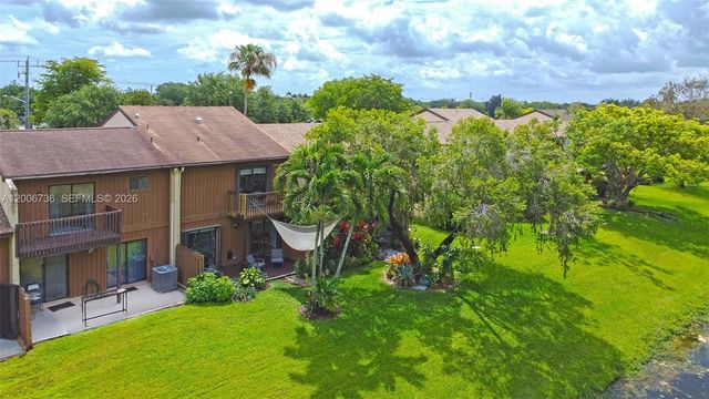 4159 SW 87th Ter, Davie, FL 33328