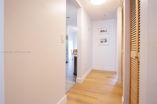 4159 SW 87th Ter, Davie, FL 33328