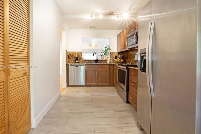 4159 SW 87th Ter, Davie, FL 33328