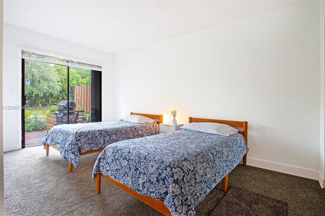 4159 SW 87th Ter, Davie, FL 33328