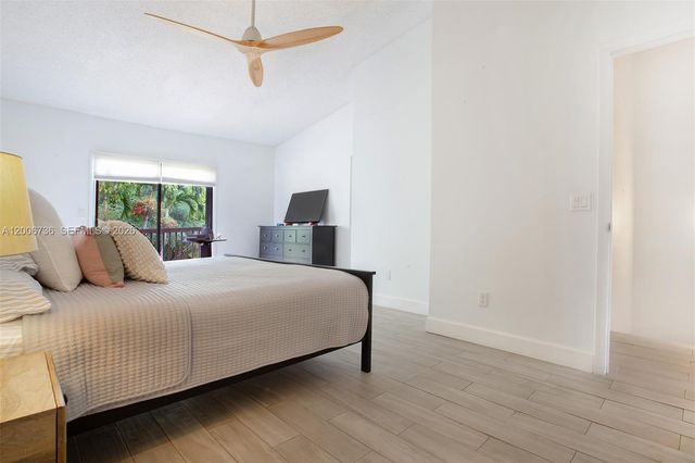 4159 SW 87th Ter, Davie, FL 33328